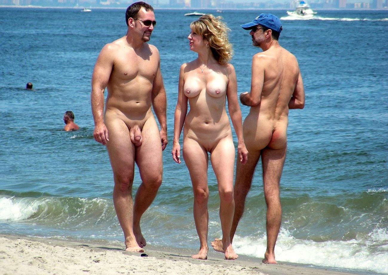 Family beach nude