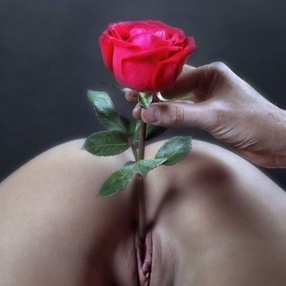 эротика голая роза фото 17