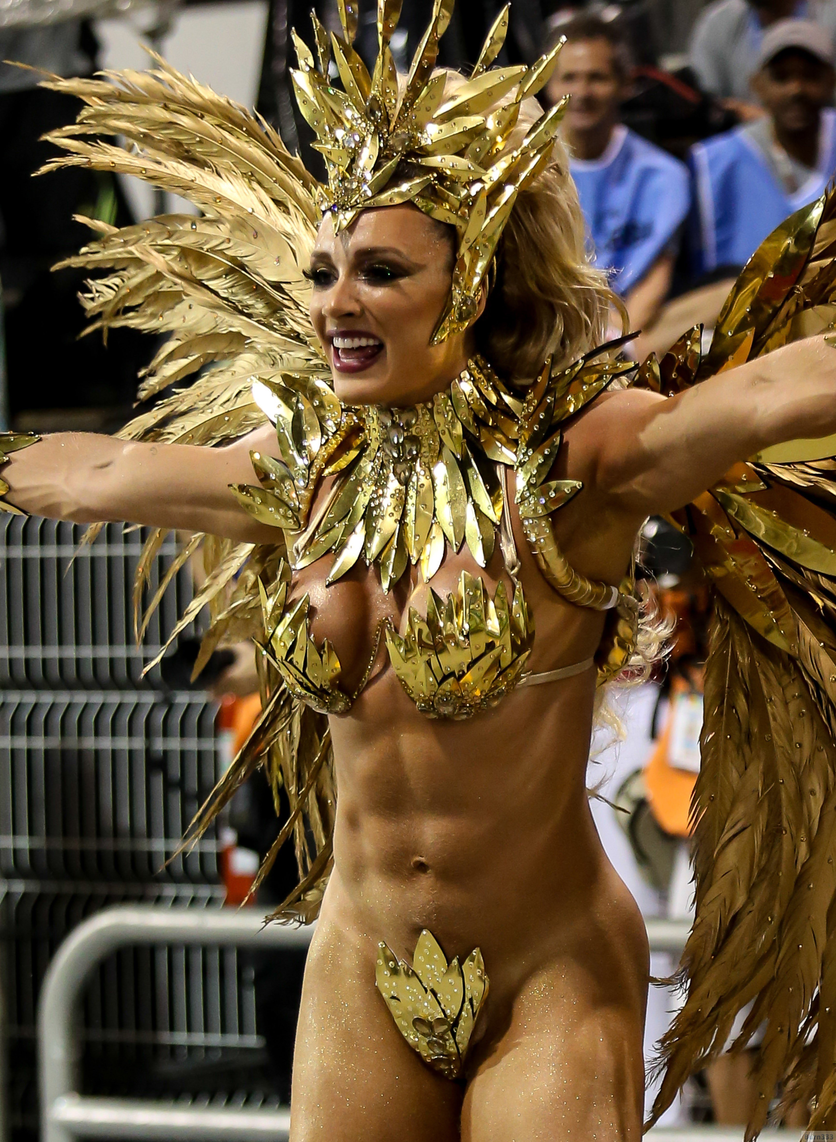 порно карнавале в бразилии фото 111