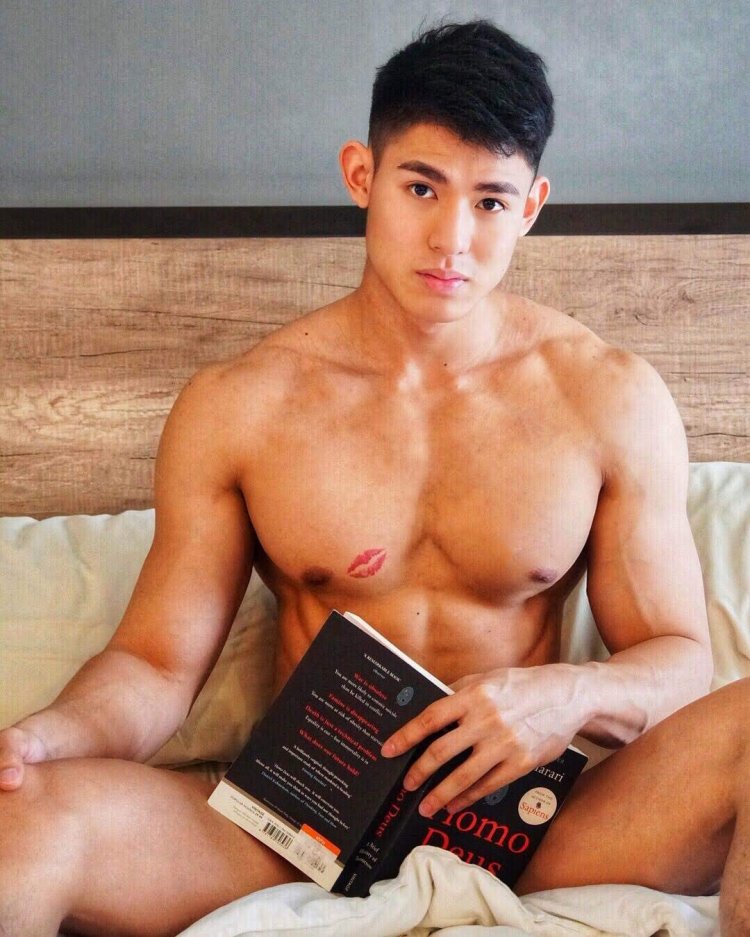 Булат Гильванов художник