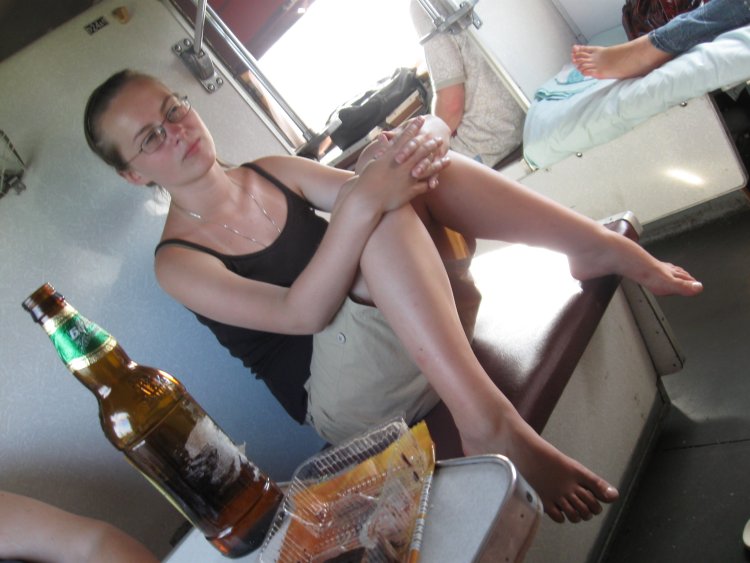 Ножки в поезде