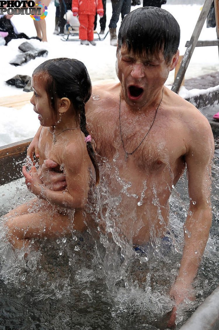 Юлия Михалкова в проруби