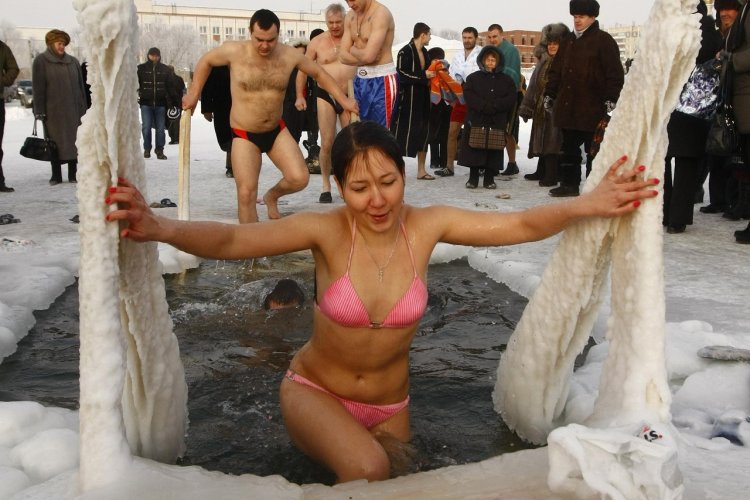 Прорубь 2021 вуайеристка