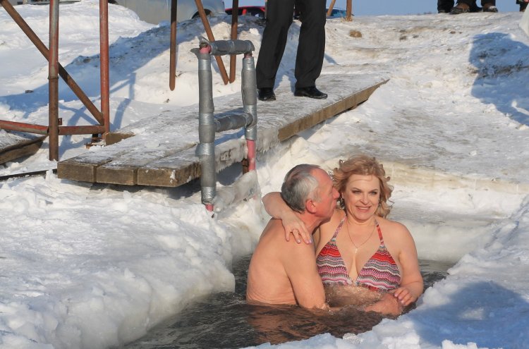 Крещенские купания нагишом