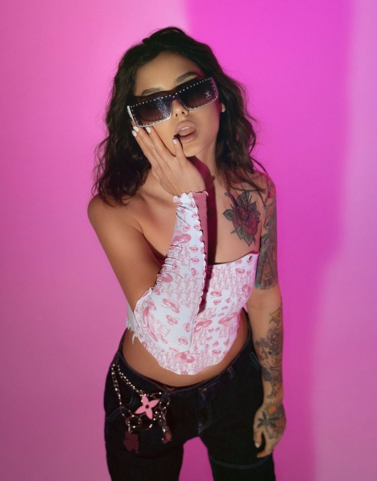 Арина Азарова Брабус слив