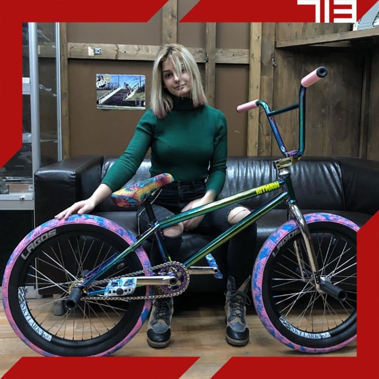 Арина брабус бмх