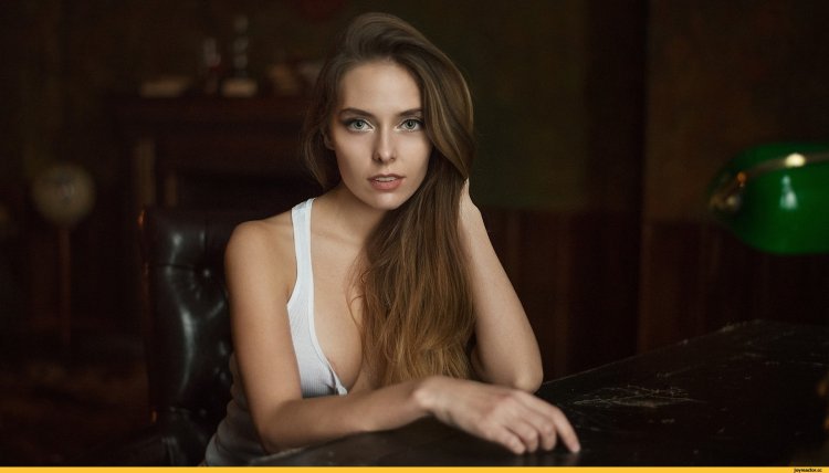 Амина Авонатлус