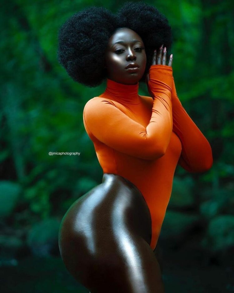 Gabriel Fox (@_blackgabbydoll)