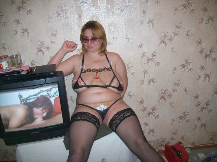 Голые зрелые бабы в соц сетях