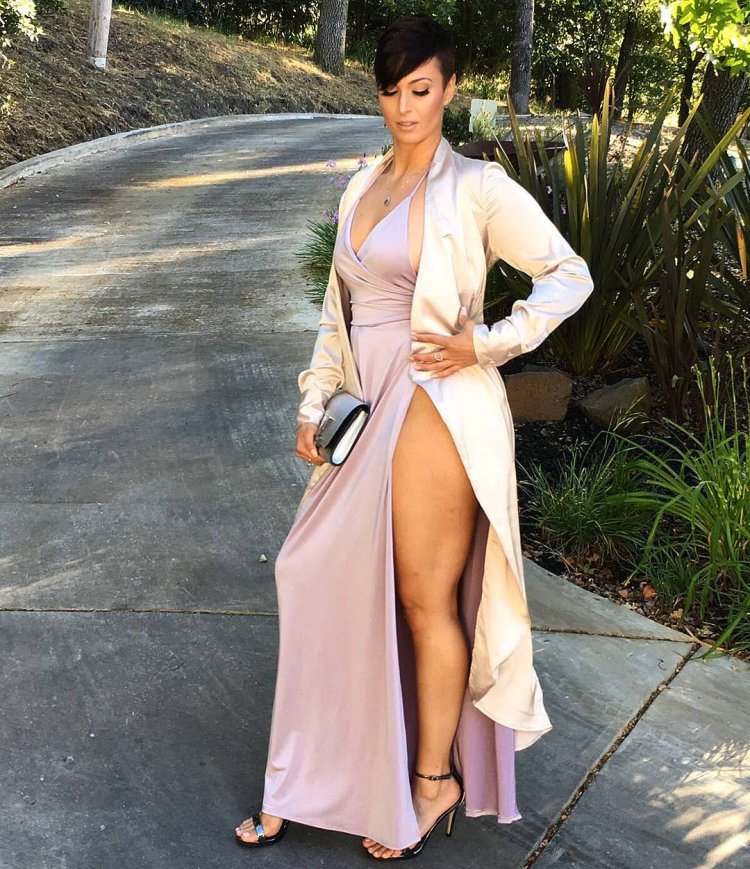 Бомбическая Захра Элис "