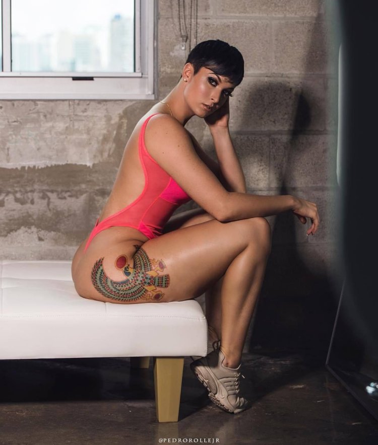 Захру Элис (Zahra Elise)