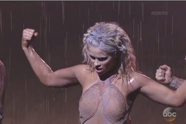 Пейдж Ванзант голая в душе