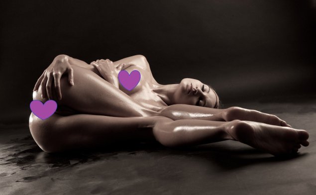 Красивое голое женское тело