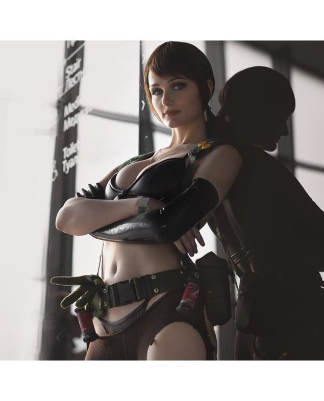 Молчунья косплей