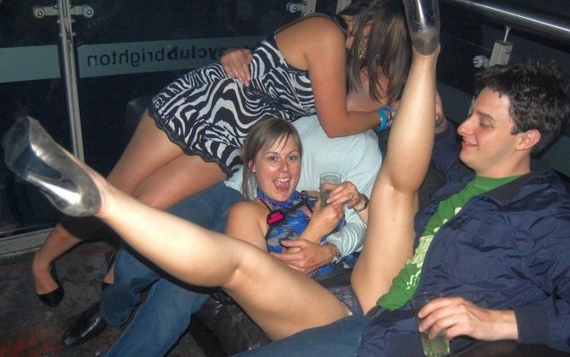 Засветилась без трусиков