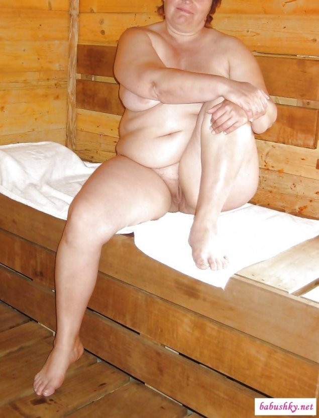 Тетки в бане