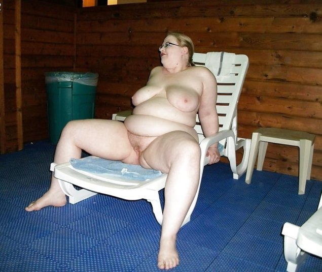 Деревянные шезлонги