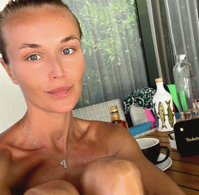 Полина гагарина эротика