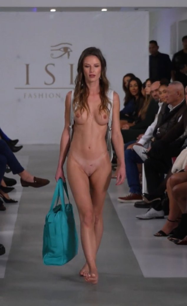 Роузи хантингтон-уайтли