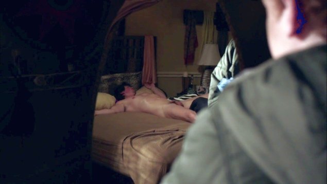 Сериал бесстыжие голый Кевин