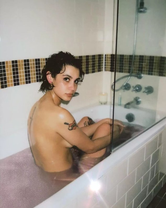 Голая София Тейлор Али голая