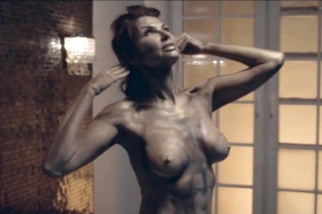 Эвелина блёданс голые сиськи