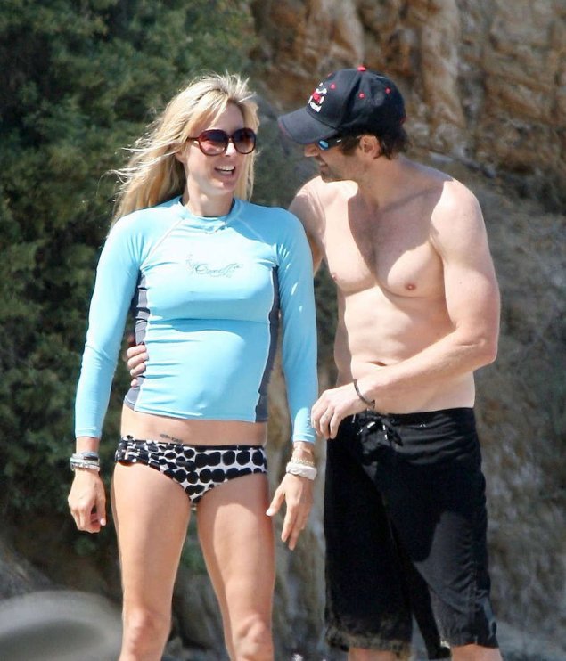 Дэвид Духовны на пляже