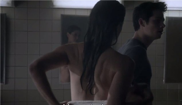 Голые актрисы из сериала Волчонок