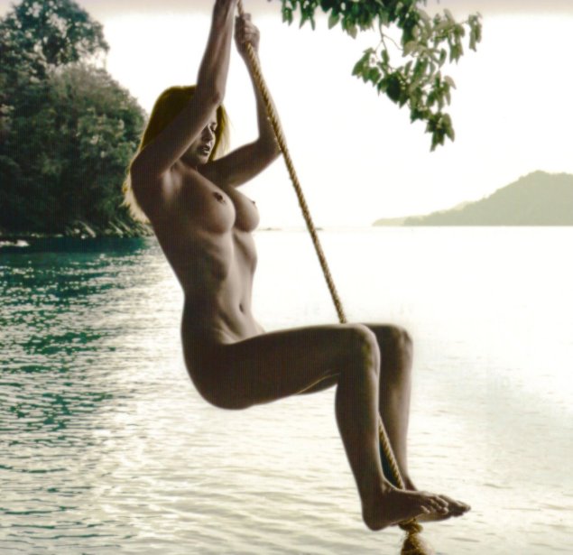 Голые блондинка