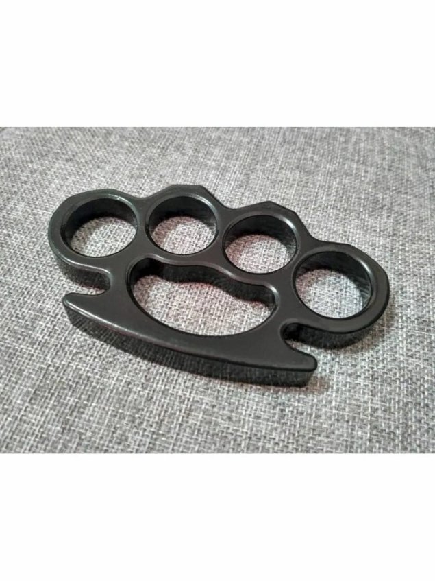 Кастет черный