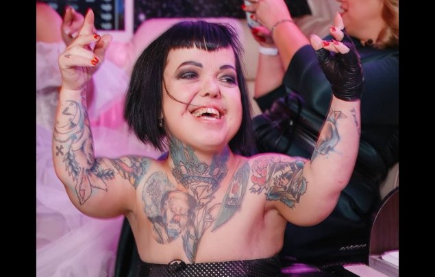 Анна каст литл биг