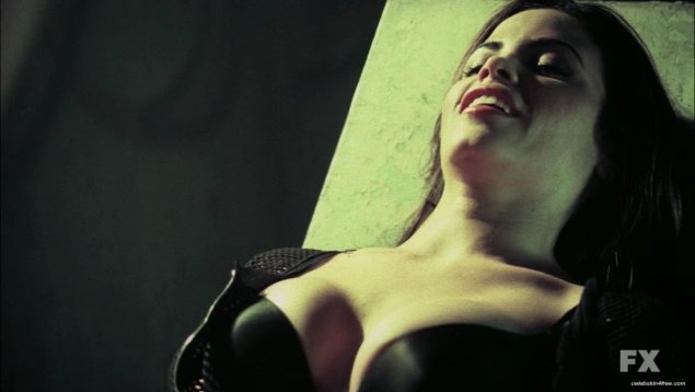 Элизабет гиллис