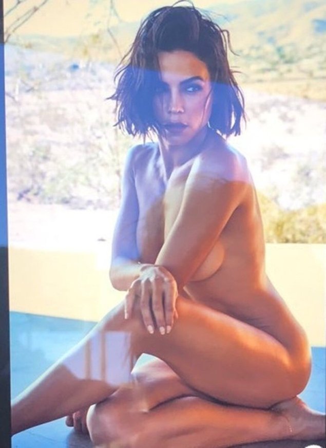 Актриса голая