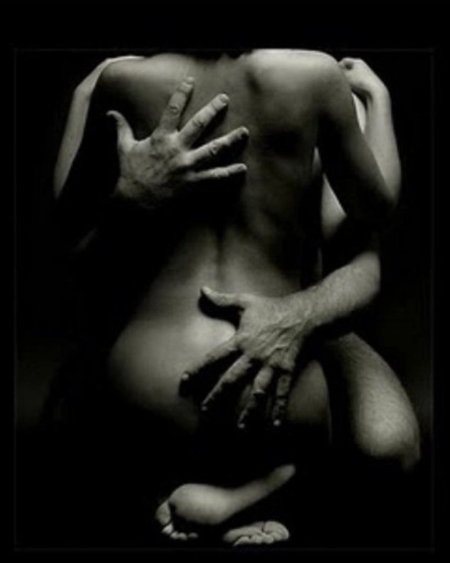 Страстные объятия