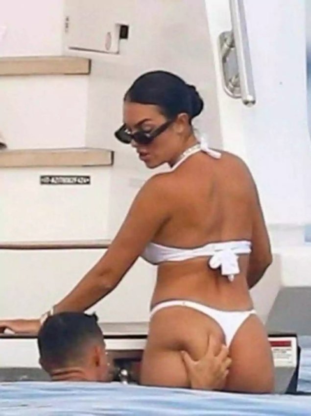 Джорджина родригес жопа