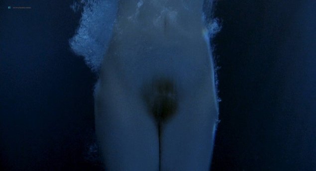 Обнаженная актриса