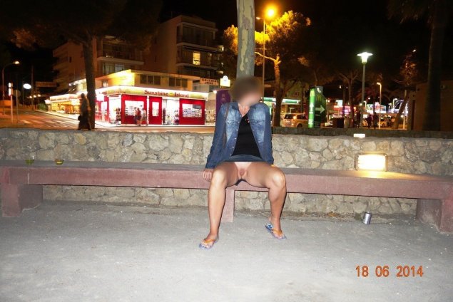 Частные прогулки без трусов