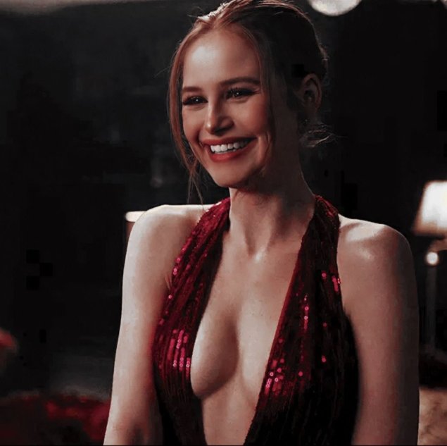 Мадленская девушка