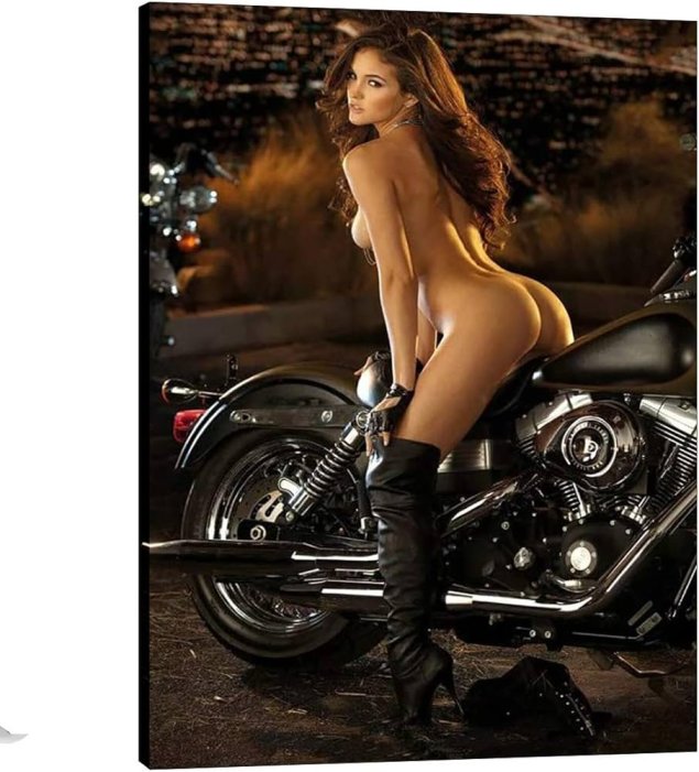 Девушка на мотоцикл