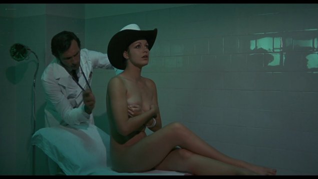 Голые женщины в итальянских фильмах