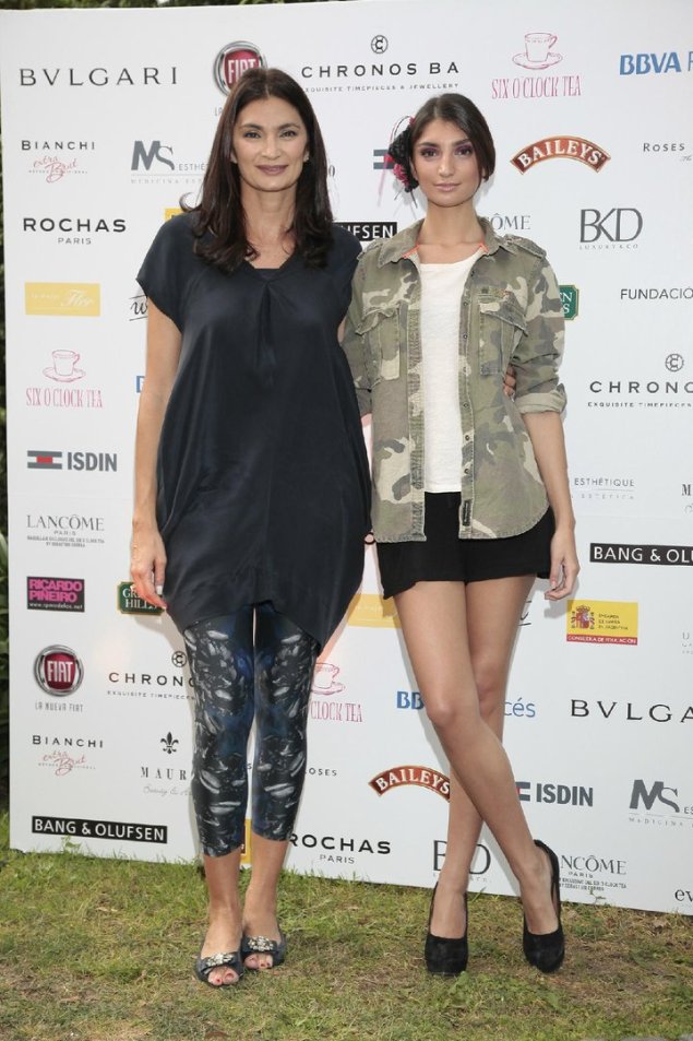 Марианнаариас с дочкой