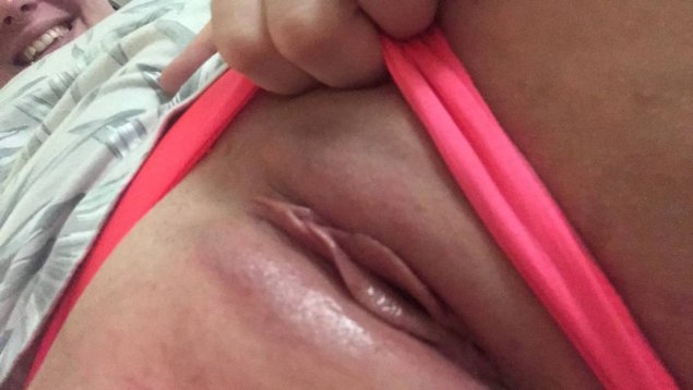 Мокрая вагина от первого лица