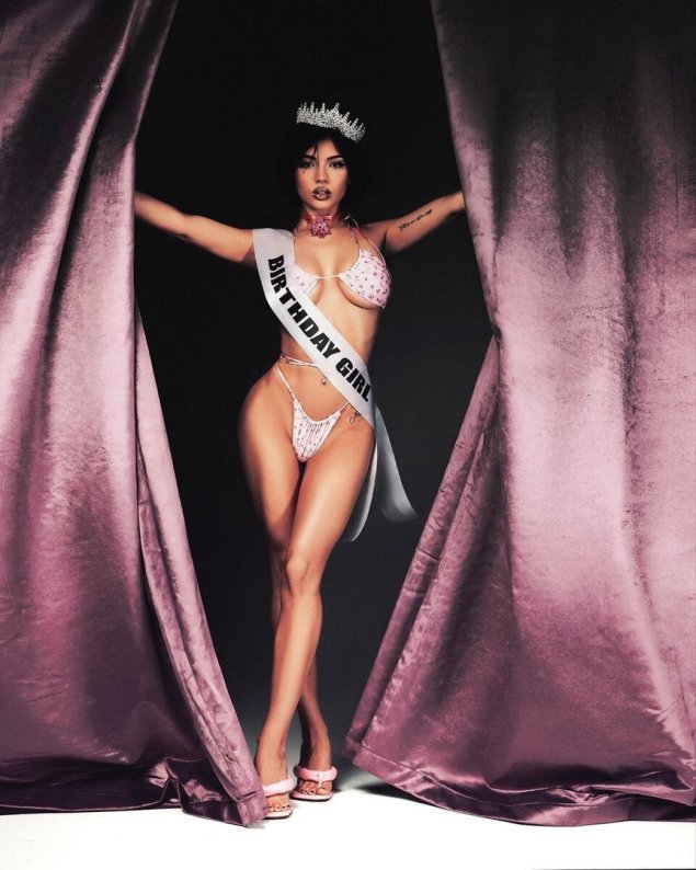 Валя карнавал откровенно