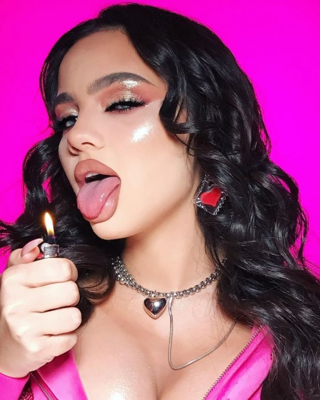 Валя карнавал сливы