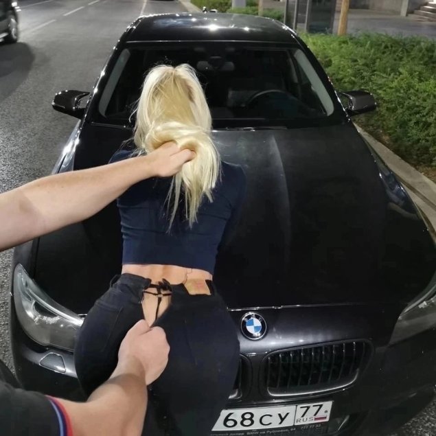 Бмв с девушкой