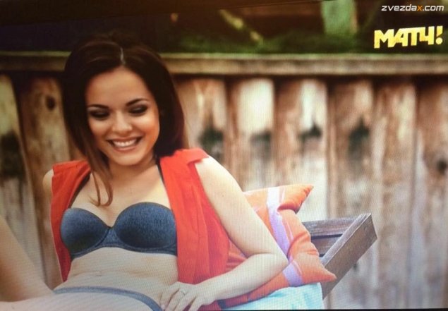 Девушка и женщина