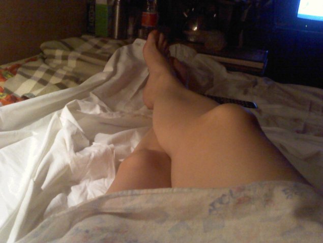 Любительское на кровати