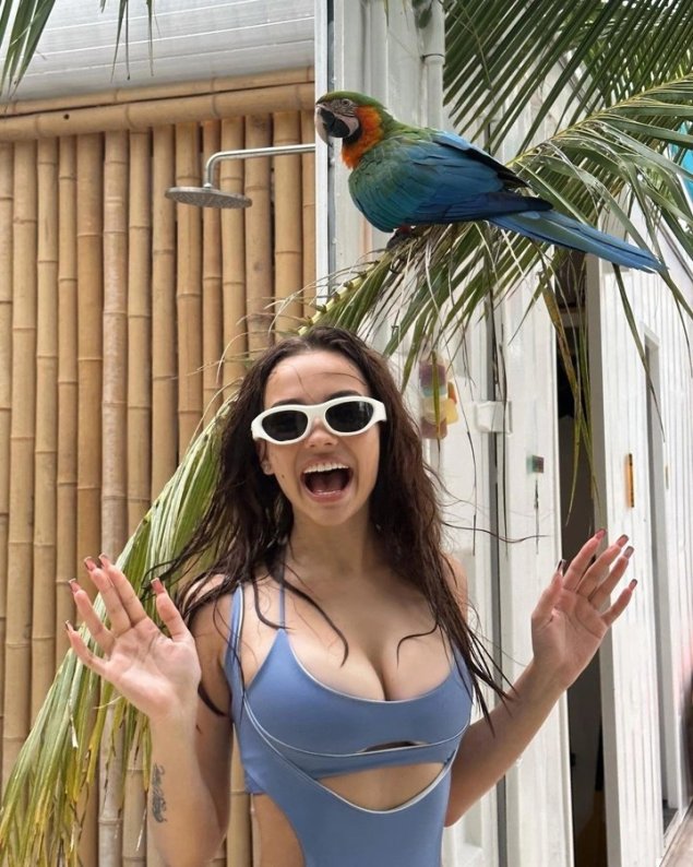 Валя карнавал горячие