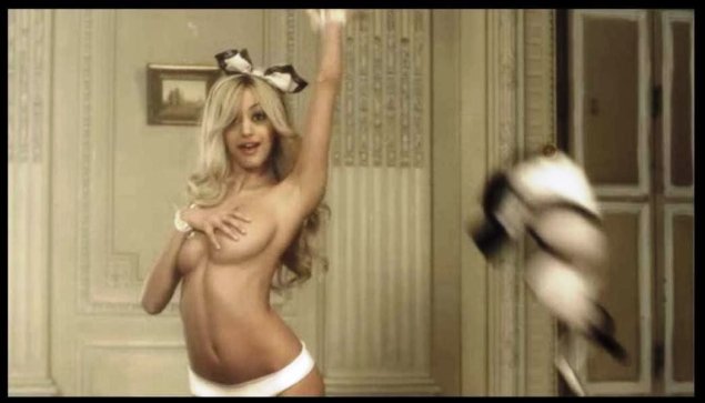 Захия дехар Zahia Dehar сиськи