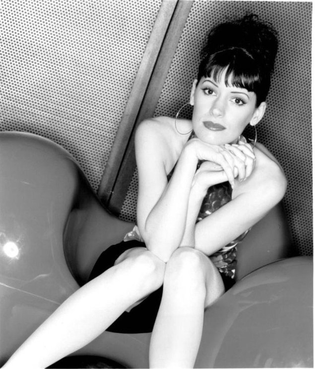 Paget Brewster в молодости